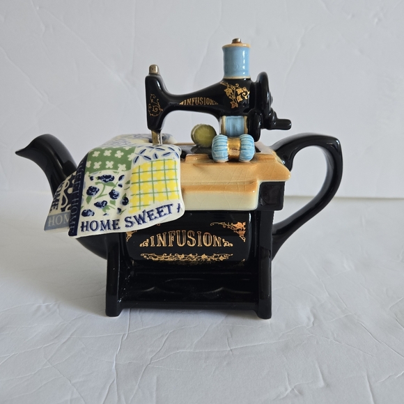 paul cardew Other - Paul Cardew England Infusion Sewing Machine Home Sweet Quilt Vintage Teapot deco